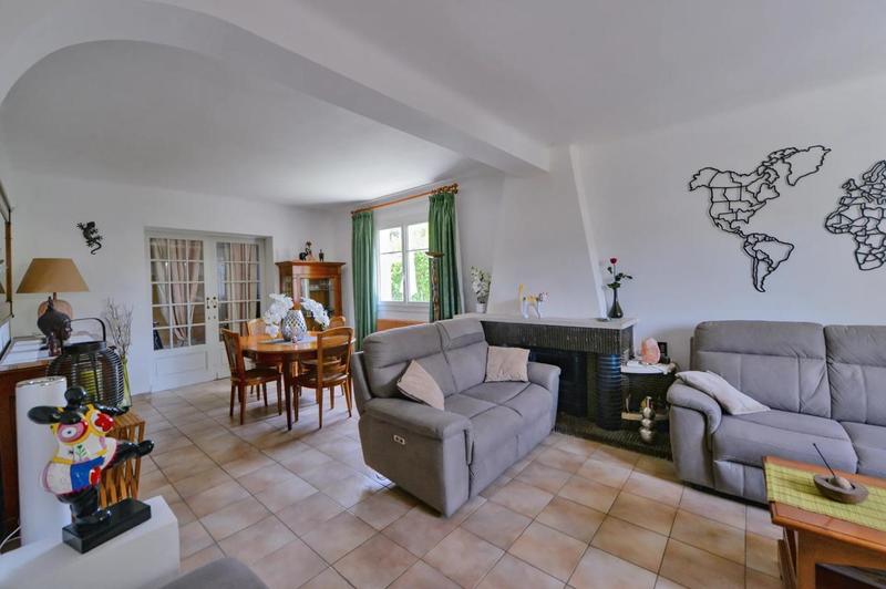 Maison - 172 m² - 8 pièces