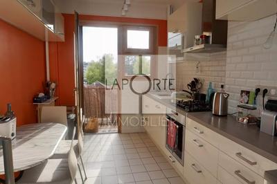 Appartement - 92 m² - 4 pièces