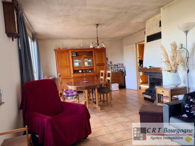 Maison - 80 m² - 5 pièces