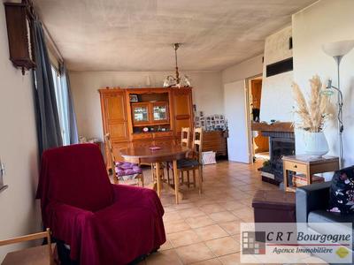 Maison - 80 m² - 5 pièces