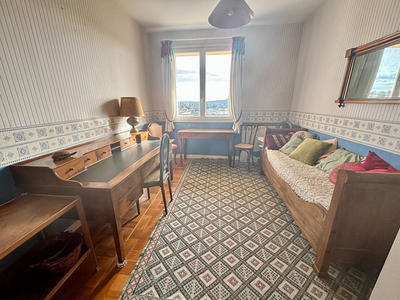 Appartement - 153 m² - 6 pièces