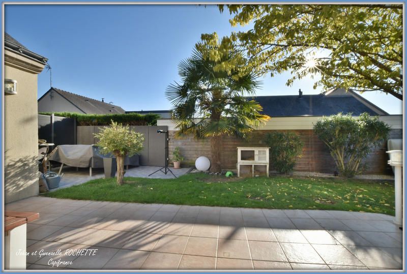 Maison - 99 m² - 5 pièces