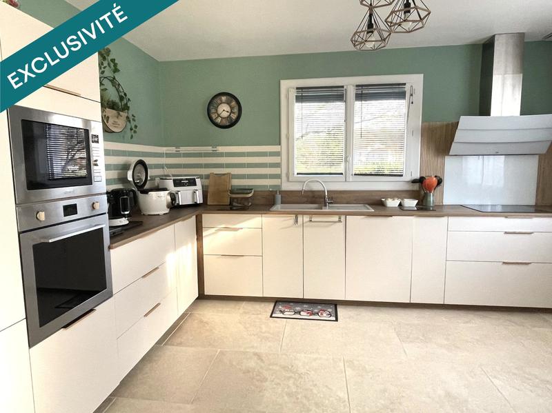 Maison - 177 m² - 6 pièces