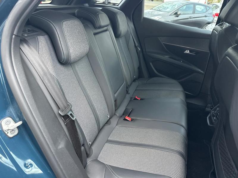 Peugeot 3008 BlueHDi 130ch s&amp;S Eat8 Allure