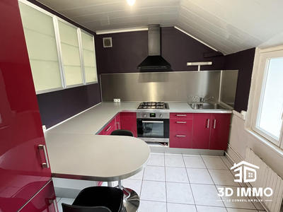 Maison - 90 m² - 5 pièces