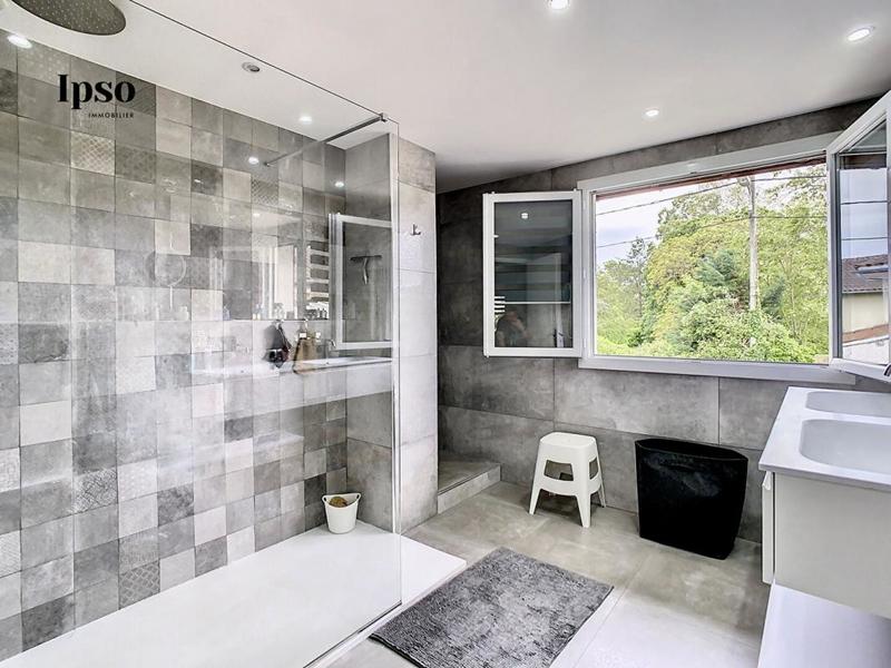 Maison - 183 m² - 6 pièces