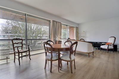 Appartement - 85 m² - 3 pièces