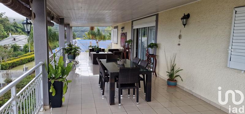 Maison - 280 m² - 10 pièces