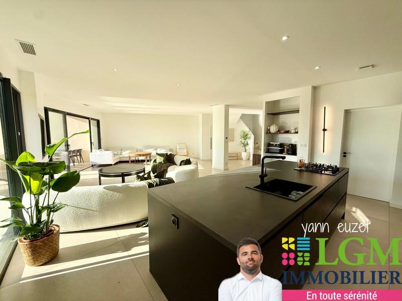 Maison - 144 m² - 4 pièces