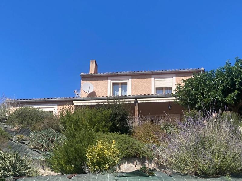 Villa - 140 m² - 7 pièces