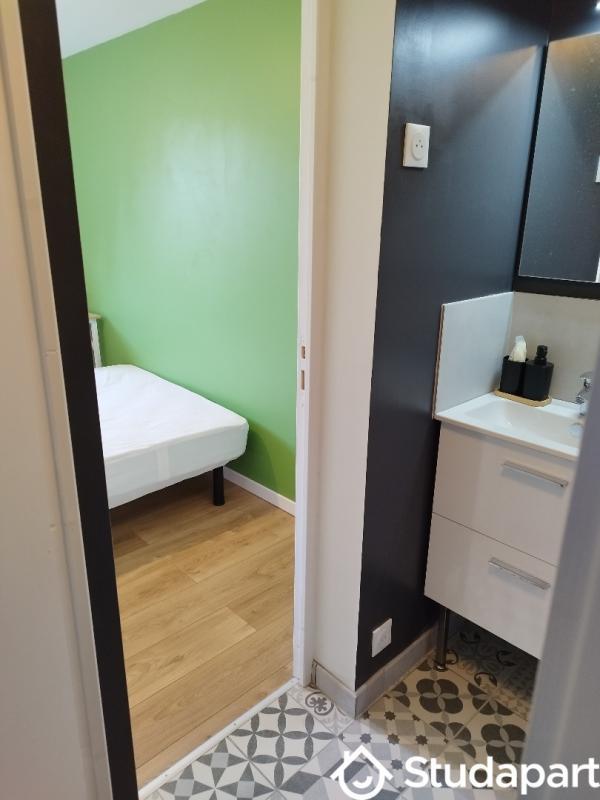 Chambre - 11 m² - 1 pièce