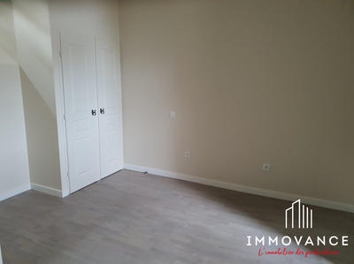 Appartement - 81 m² - 3 pièces