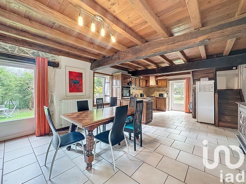 Maison - 313 m² - 15 pièces