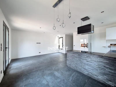 Maison - 70 m² - 3 pièces