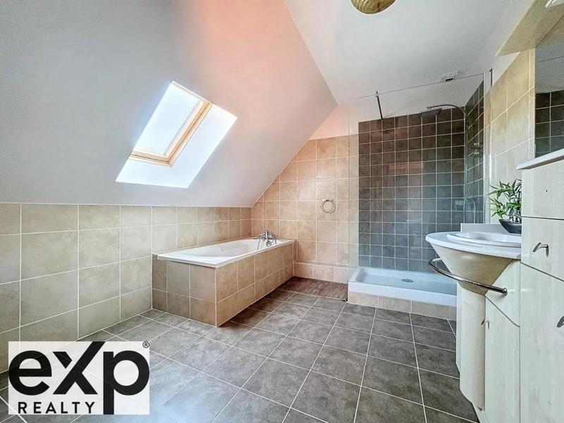 Maison - 160 m² - 5 pièces