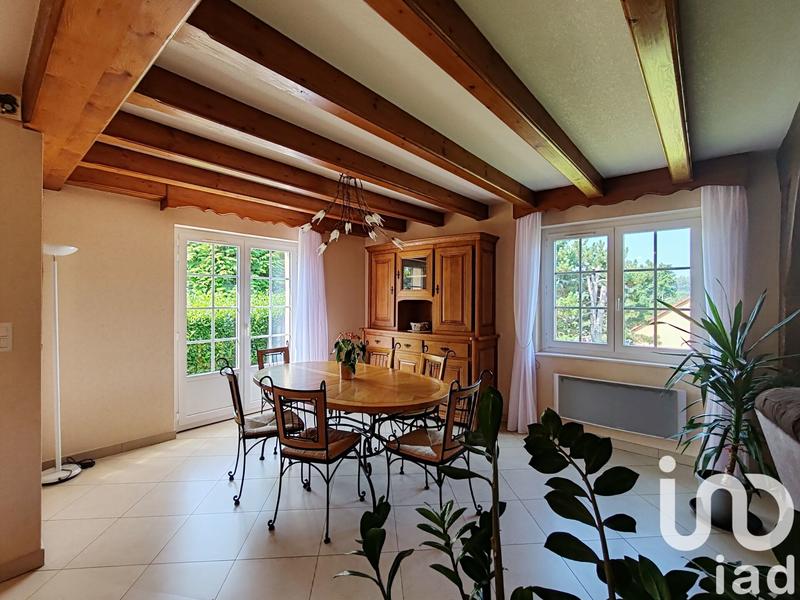 Maison - 93 m² - 4 pièces