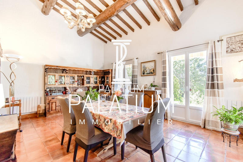 Villa - 175 m² - 8 pièces