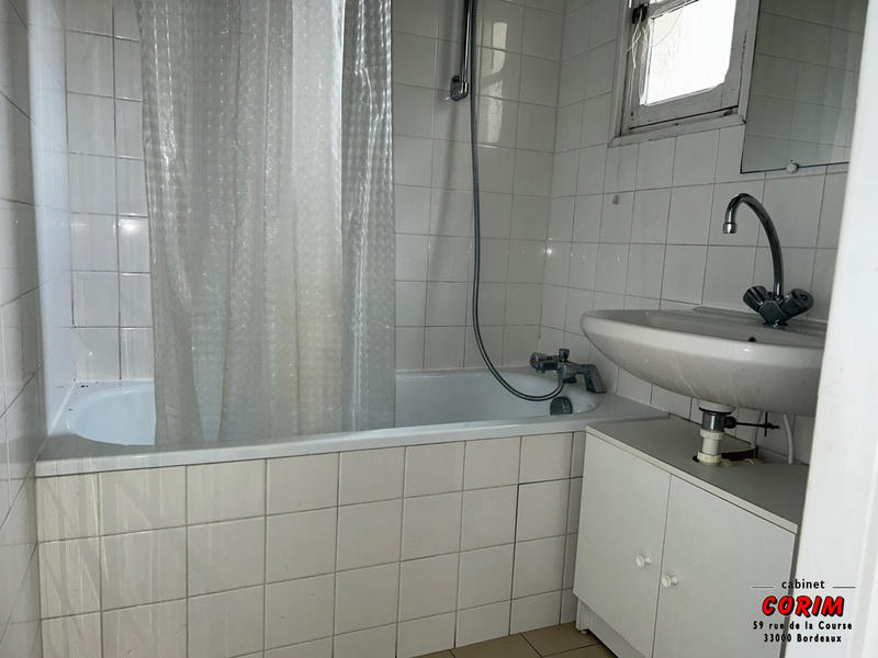 Maison - 65 m² - 3 pièces