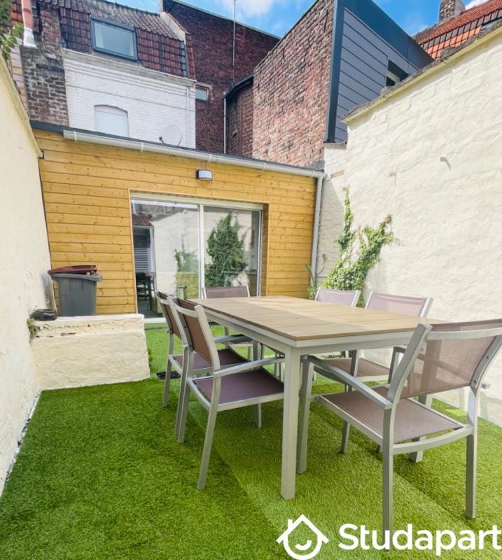 Chambre - 12 m² - 1 pièce