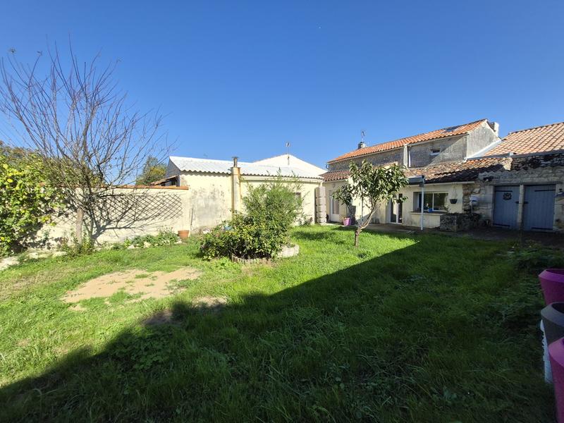 Maison ancienne - 135 m² - 6 pièces