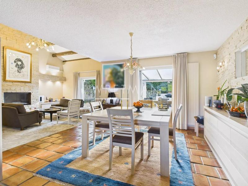 Maison - 161 m² - 6 pièces