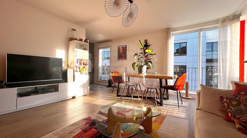 Appartement - 80 m² - 4 pièces