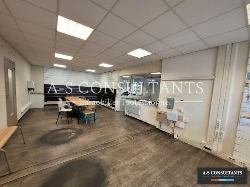 Local d'activité / Entrepôt - 2 900 m²
