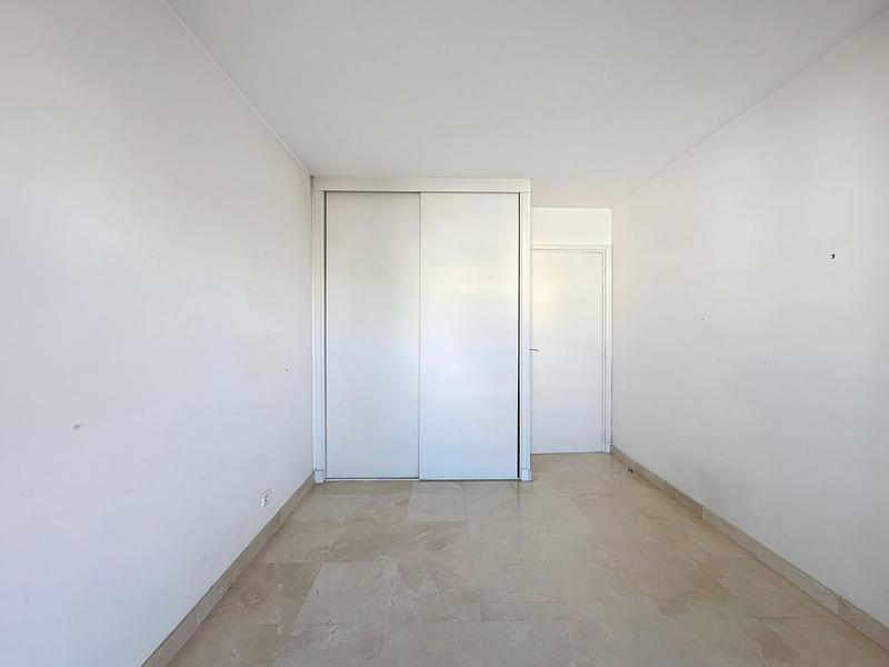 Appartement - 95 m² - 4 pièces