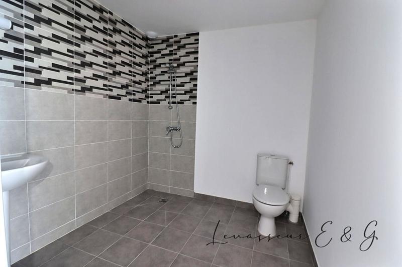 Maison - 102 m² - 5 pièces