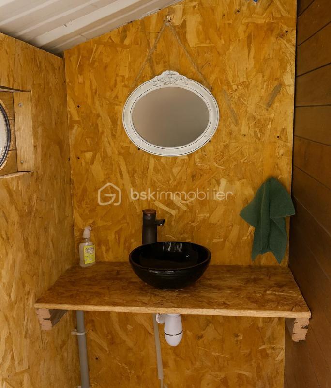 Terrain de loisirs - 10 885 m²