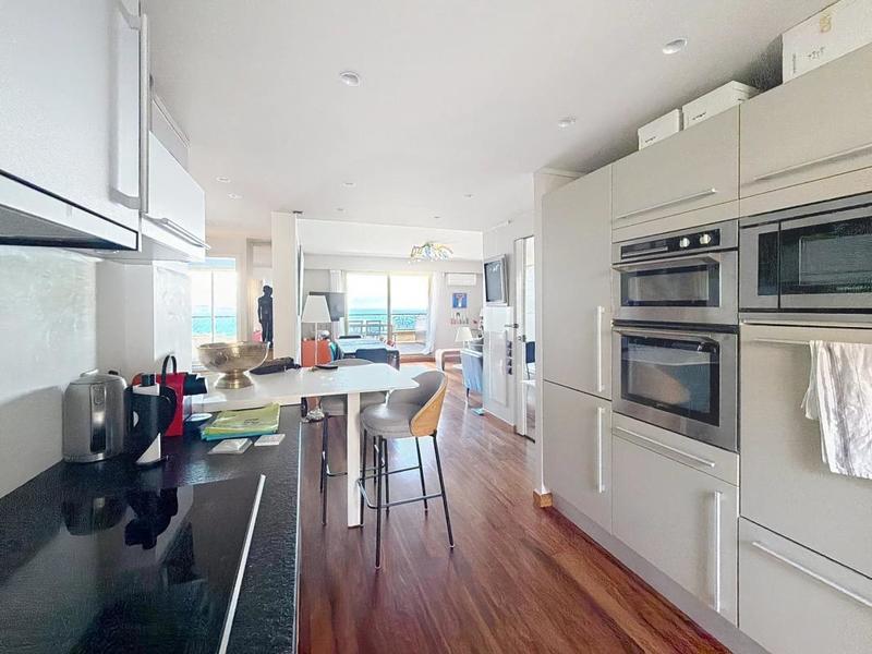 Appartement - 85 m² - 3 pièces