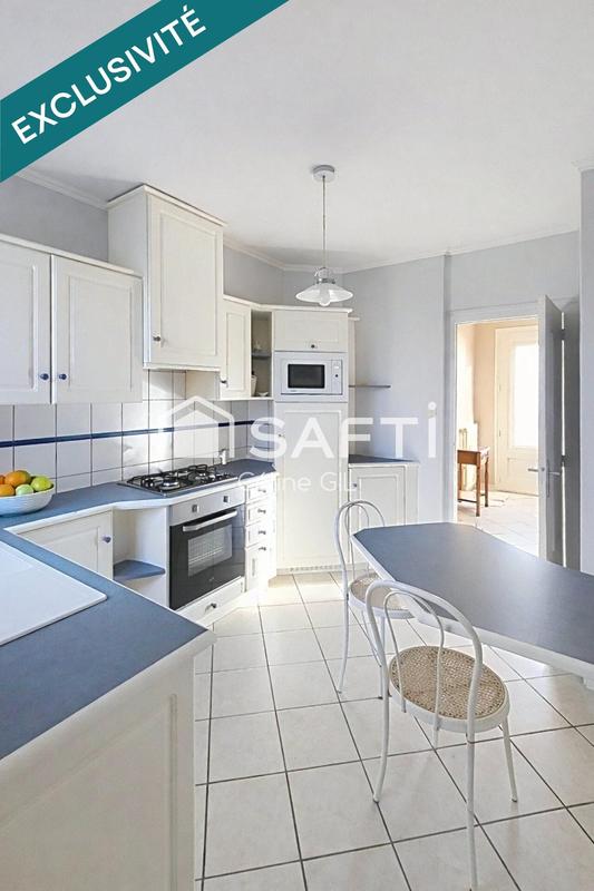 Maison - 92 m² - 6 pièces