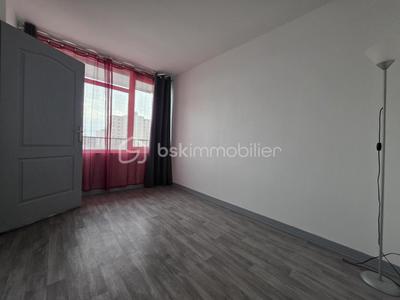 Appartement - 76 m² - 4 pièces