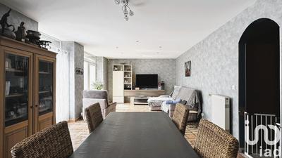 Maison - 198 m² - 8 pièces