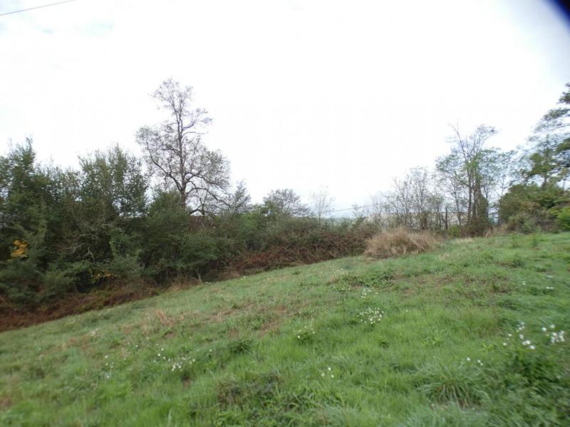 Terrain constructible - 2 471 m²