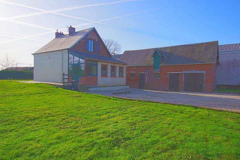 Maison - 102 m² - 5 pièces