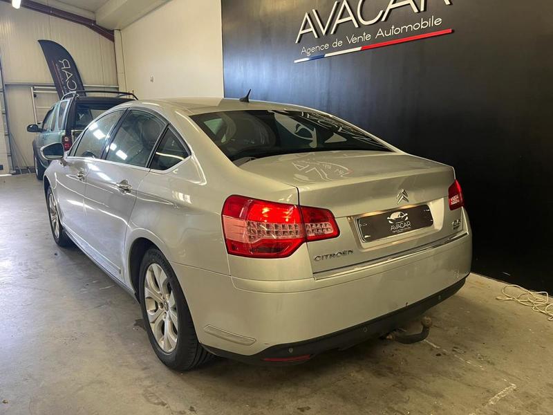 Citroën C5 Berline 2.0 HDi 140 cv / Exclusive Distribution Faite