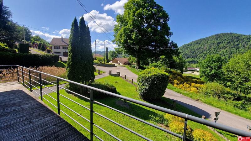 Maison traditionnelle - 116 m² - 7 pièces