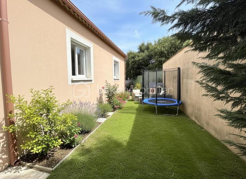 Maison traditionnelle - 94 m² - 4 pièces