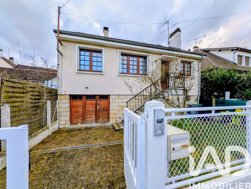 Maison - 138 m² - 6 pièces