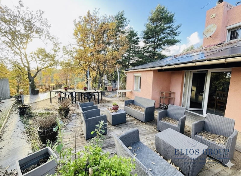 Maison - 88 m² - 4 pièces