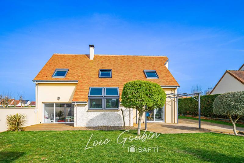 Maison - 187 m² - 8 pièces