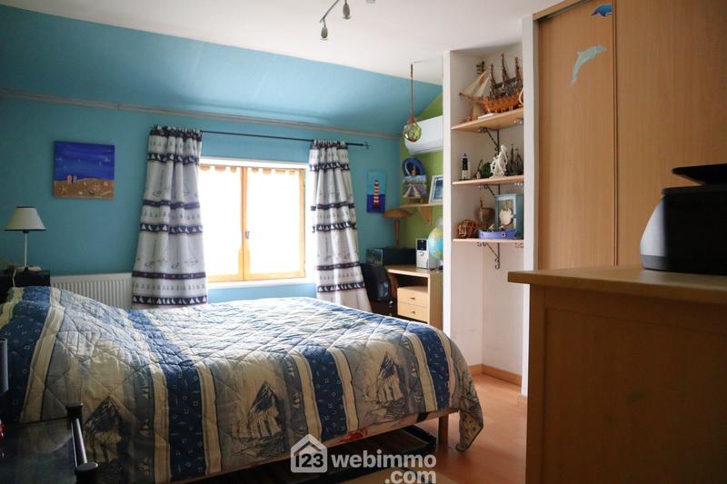 Maison - 229 m² - 8 pièces