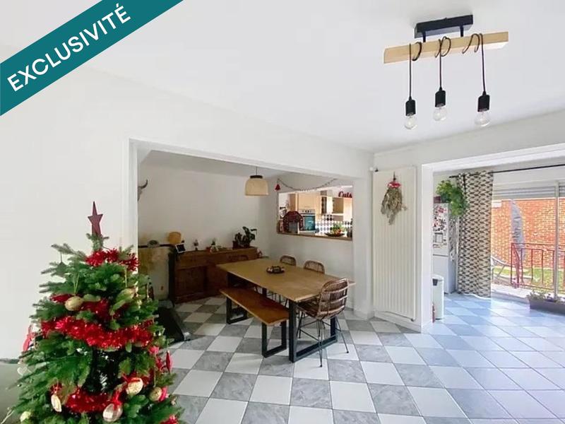 Maison - 90 m² - 5 pièces