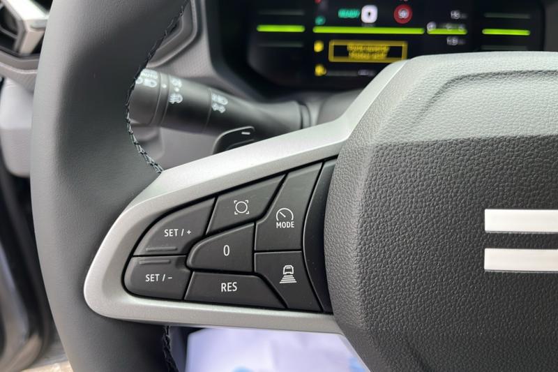 Dacia Duster Hybrid-G 150 4x4 Journey