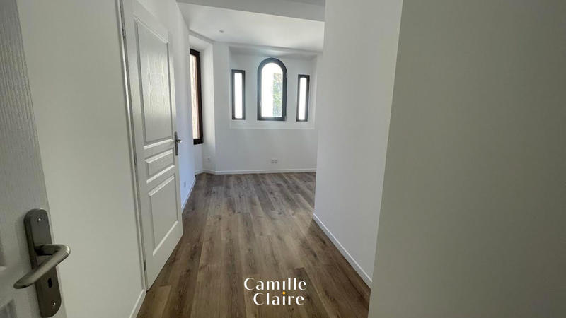 Appartement - 92 m² - 5 pièces