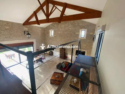 Maison - 167 m² - 4 pièces