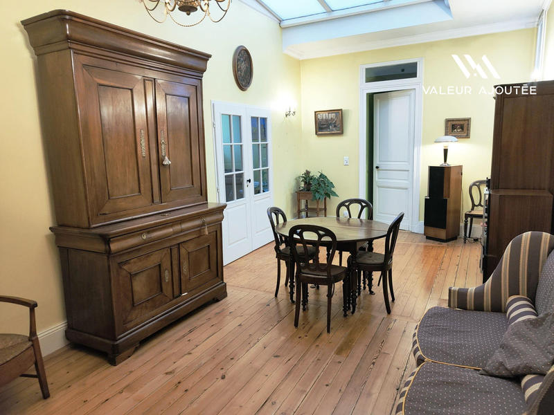 Appartement - 117 m² - 5 pièces