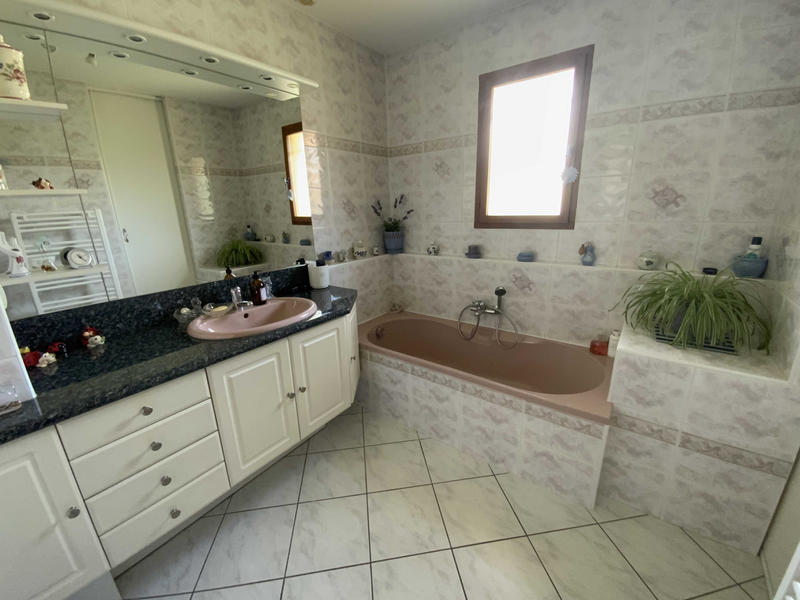 Maison - 146 m² - 7 pièces