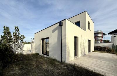 Maison - 123 m² - 4 pièces